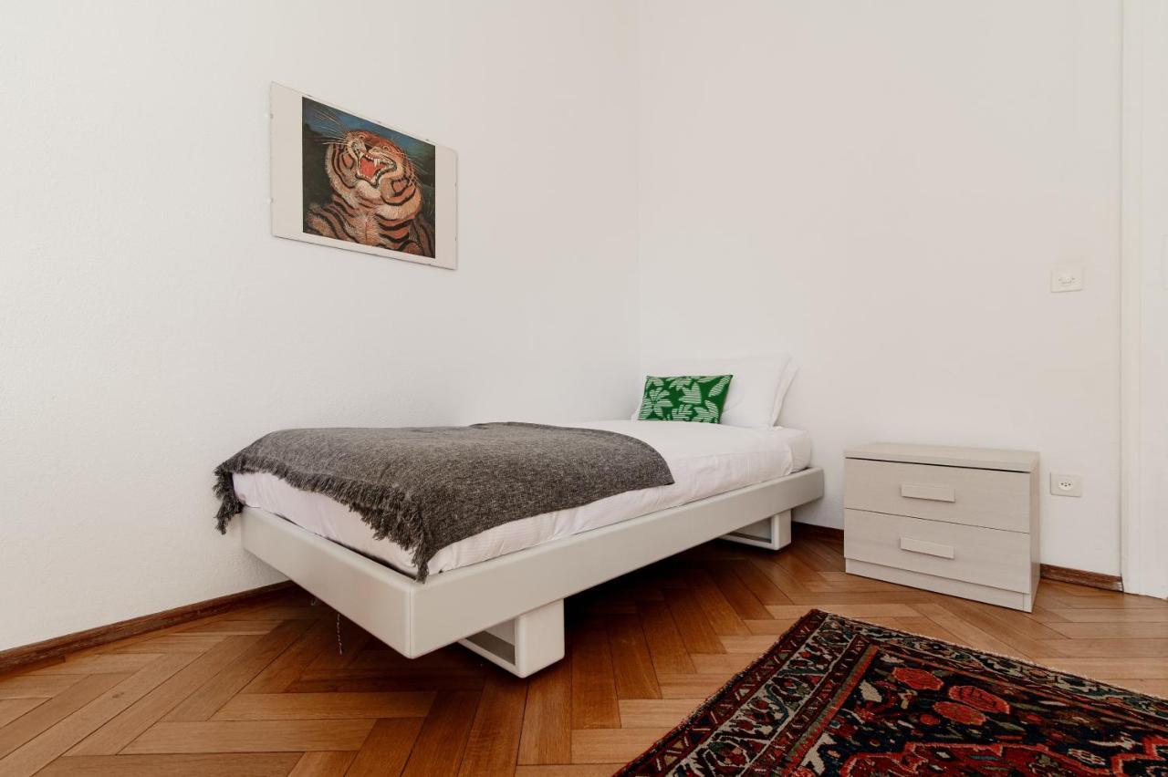 Giuka Apartment By Quokka 360 - Close To The Station Massagno Esterno foto