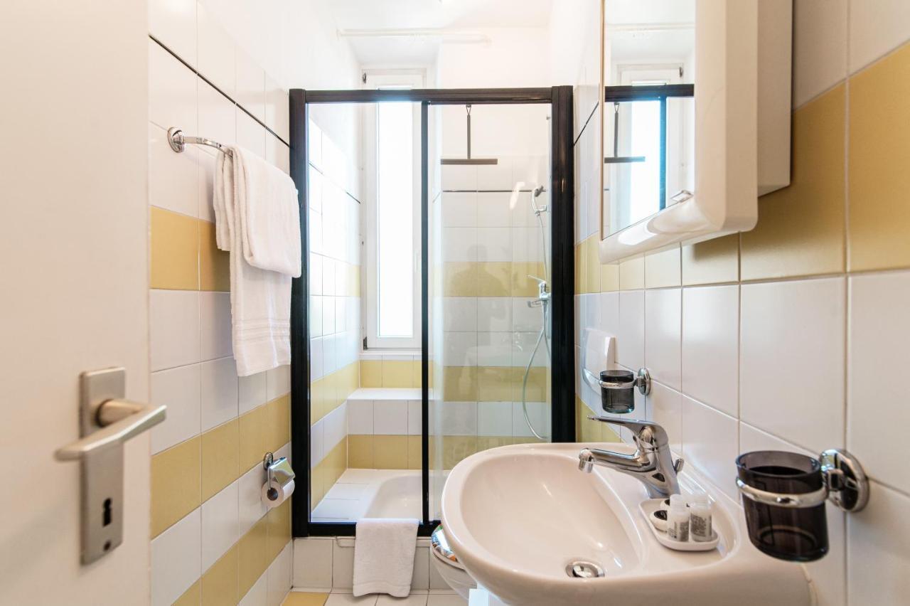 Giuka Apartment By Quokka 360 - Close To The Station Massagno Esterno foto