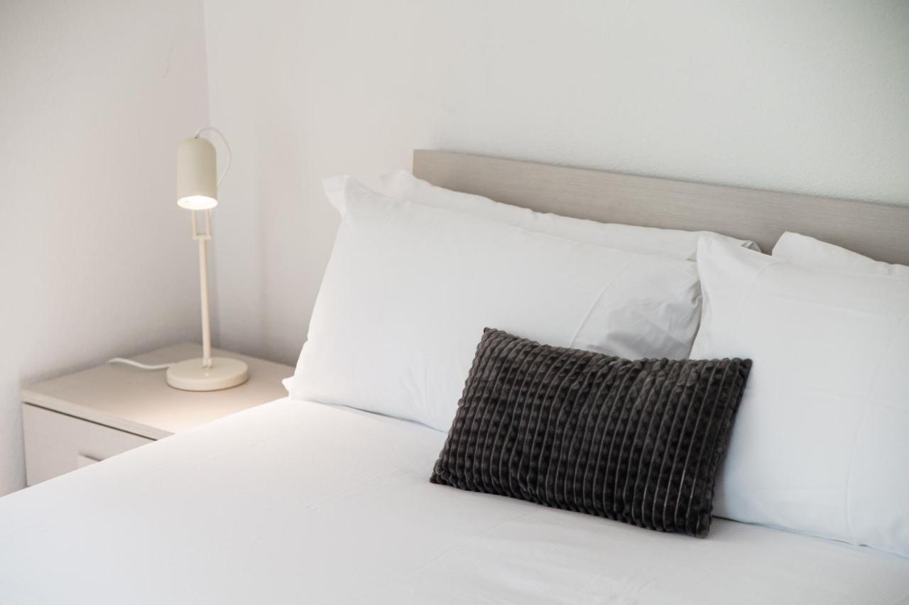 Giuka Apartment By Quokka 360 - Close To The Station Massagno Esterno foto
