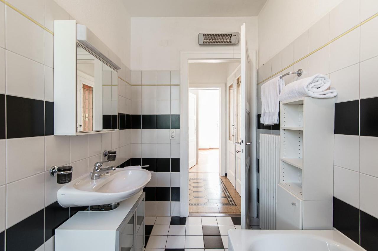 Giuka Apartment By Quokka 360 - Close To The Station Massagno Esterno foto